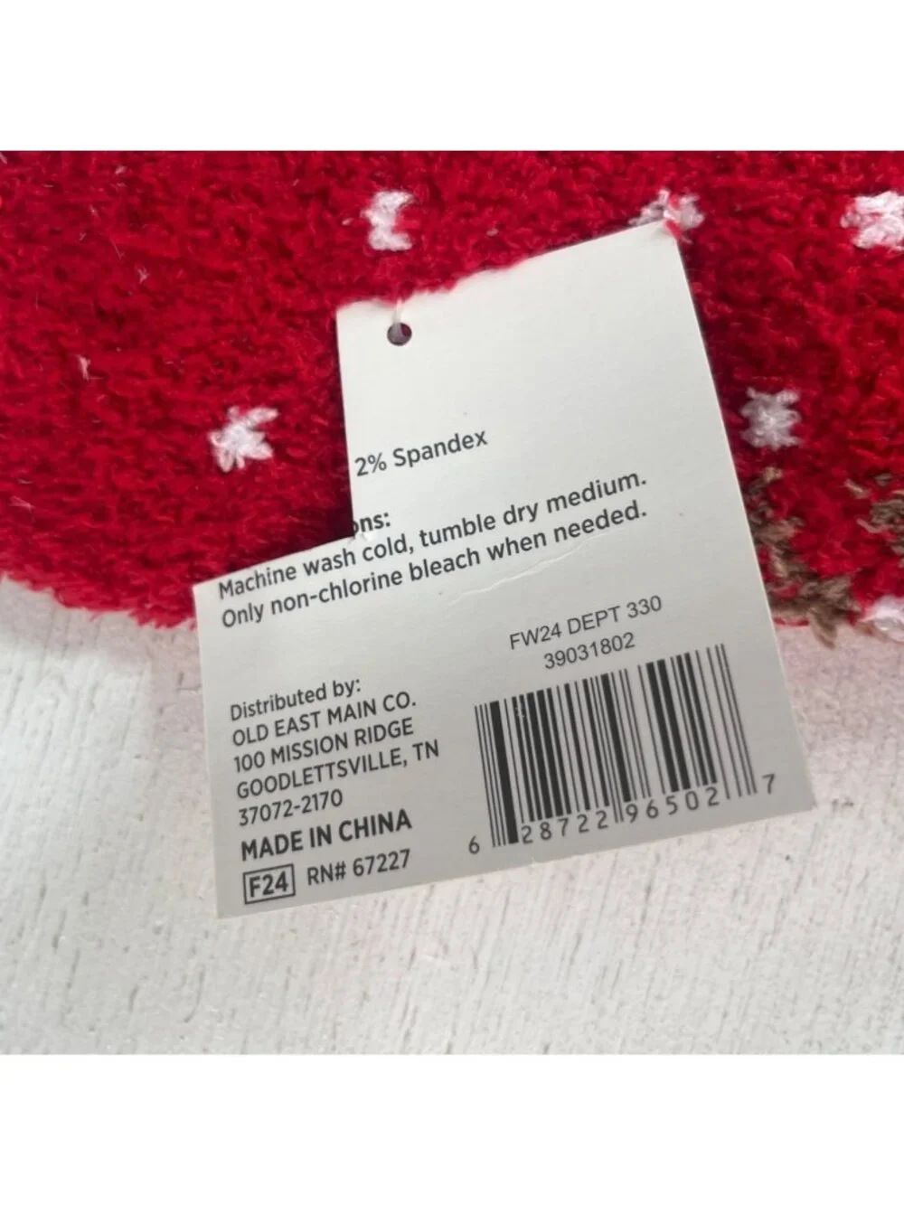 Holiday Style Cozy Socks Reindeer Pattern Womens Size 4-10 Red New